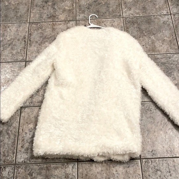 GUESS by Marciano Women's Lizzie Faux-Fur Coat. - Picture 13 of 15